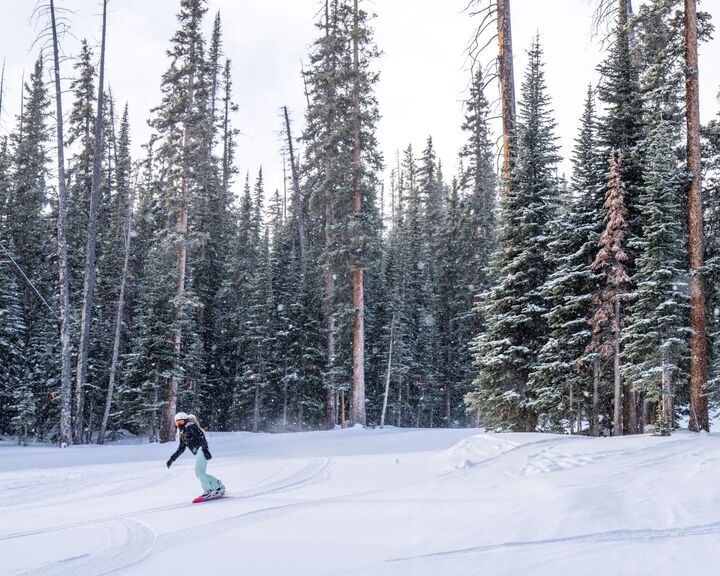 Snowboarding in Beaver Creek