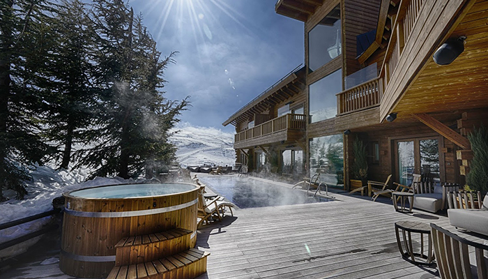 Ski Apartments with Spas & Pools