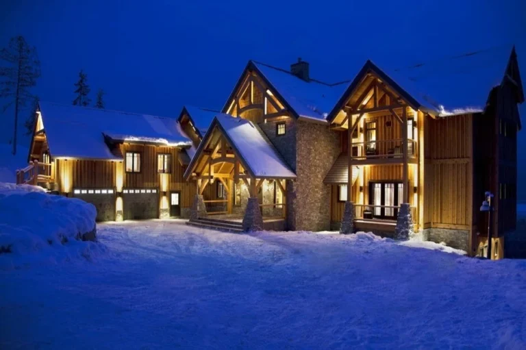 Canada Ski Chalets