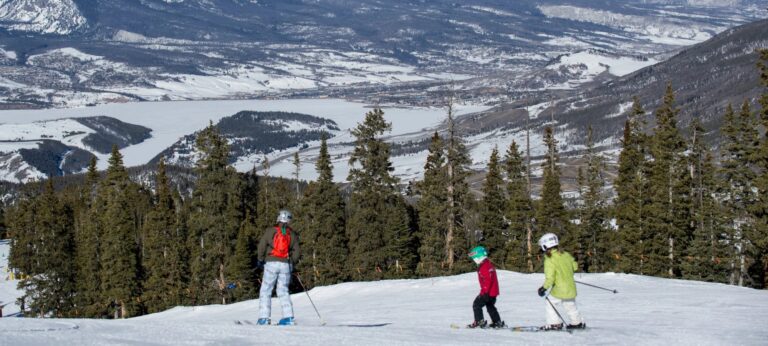 Skiing in Keystone